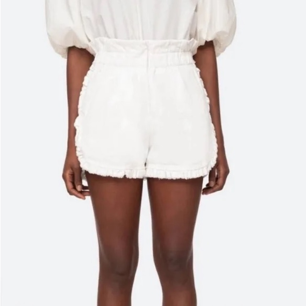 Sea New York White Ruffle Trim Women's Shorts Sz 2